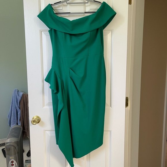 Betsy & Adam Off-the-Shoulder Midi Dress - Petite 12 - Picture 6 of 12